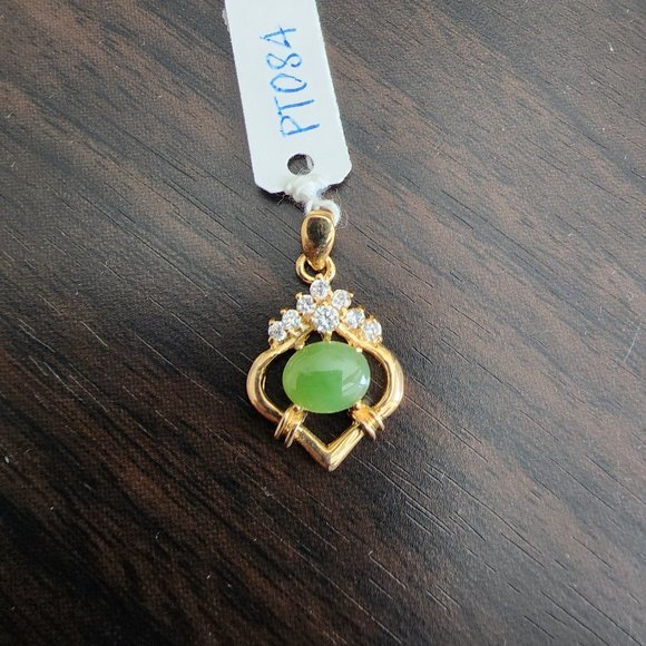 Jewelry - Jade Pendant
